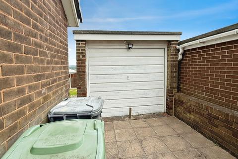 3 bedroom semi-detached house for sale, Penn Grove, West Yorkshire WF15