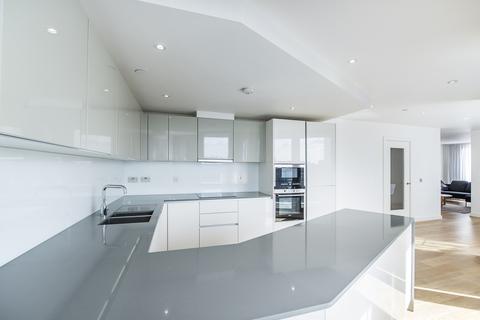 3 bedroom flat to rent, Camley Street London N1C