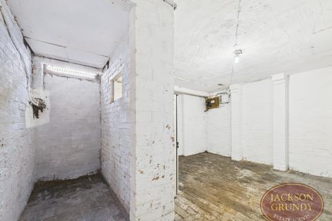 2 bedroom terraced house for sale, Beaconsfield Terrace, The Mounts, NN1 3ES