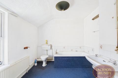 2 bedroom terraced house for sale, Beaconsfield Terrace, The Mounts, NN1 3ES