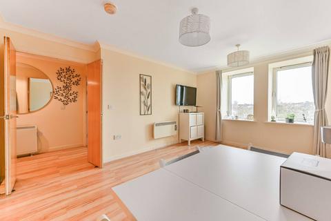 undefined, London Road, Norbury, London, SW16