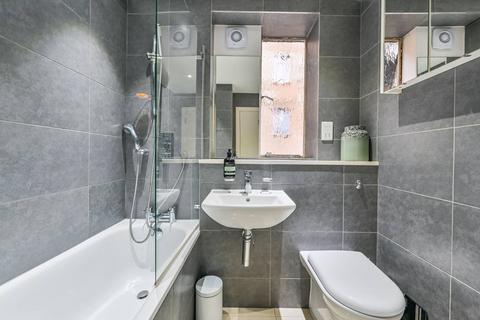 1 bedroom flat to rent, Mytre Court, Bloomsbury, London, WC1N