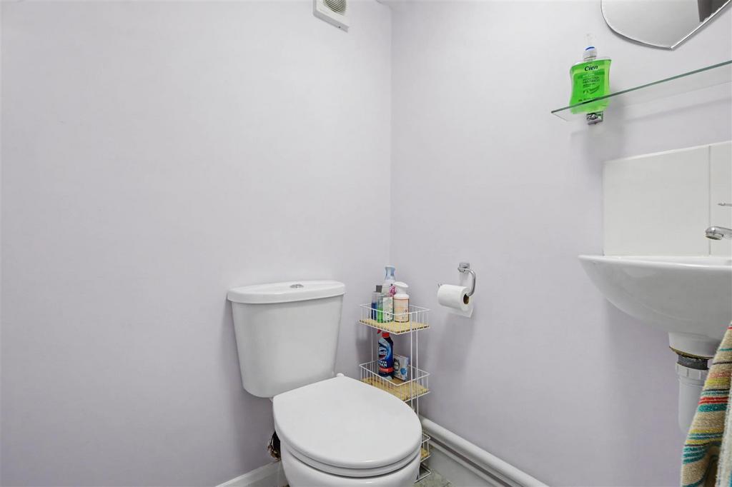 Ground Floor WC.jpeg