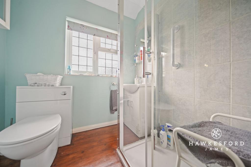 Bell Road, Sittingbourne - Shower room