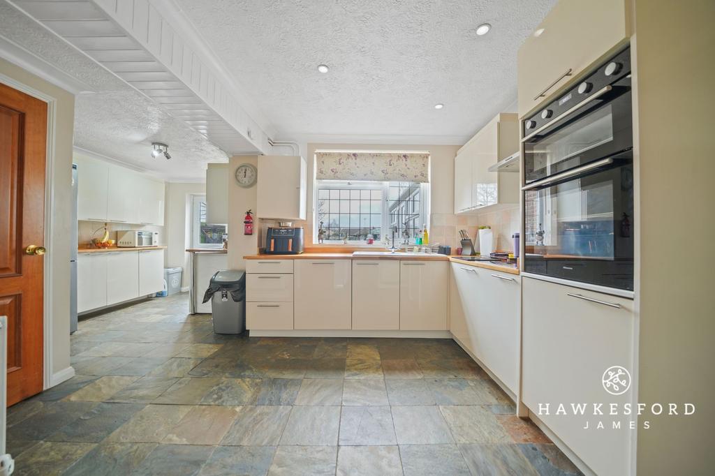 Bell Road, Sittingbourne - Kitchen