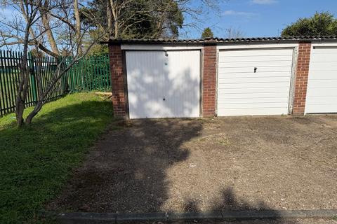 undefined, Cedar Way, Sunbury 0n Thames TW16
