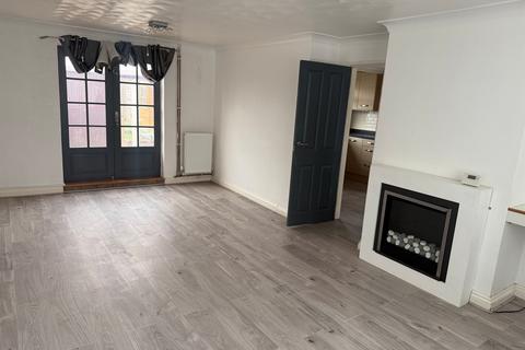 3 bedroom end of terrace house for sale, Floyd Road, Bury St. Edmunds