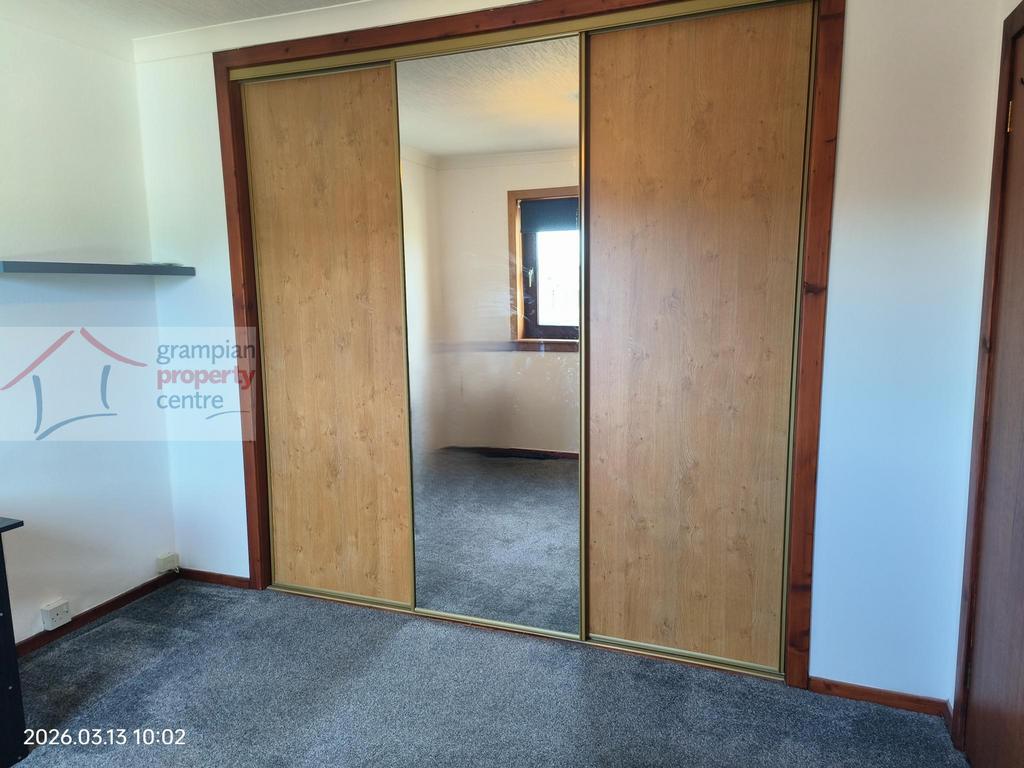 Bedroom 3a with desk removed