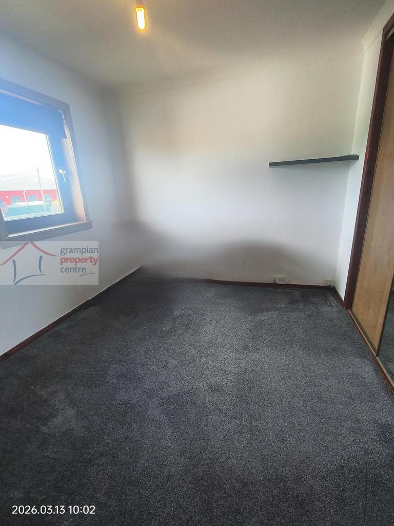Bedroom 3 with desk removed