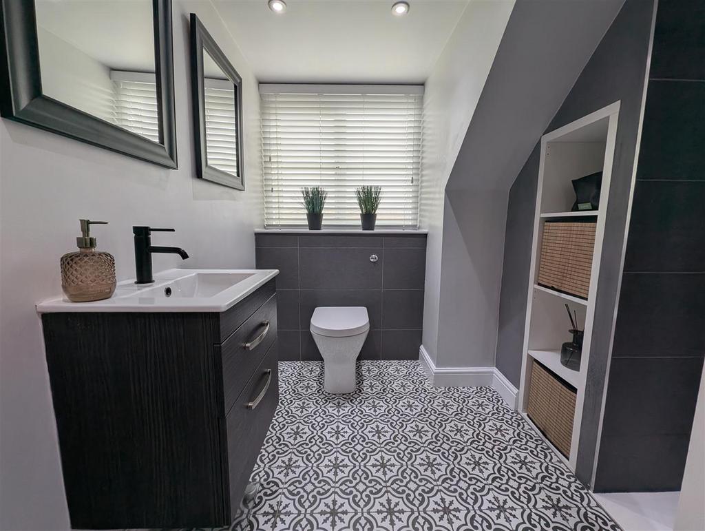 En-Suite Shower Room