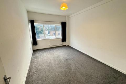 1 bedroom flat to rent, Firs Parade, Matlock DE4