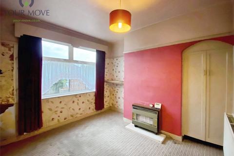 3 bedroom semi-detached house for sale, Glenhurst Grove, West Yorkshire BD21