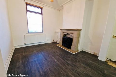 3 bedroom end of terrace house to rent, Scholes Lane, St. Helens, WA9