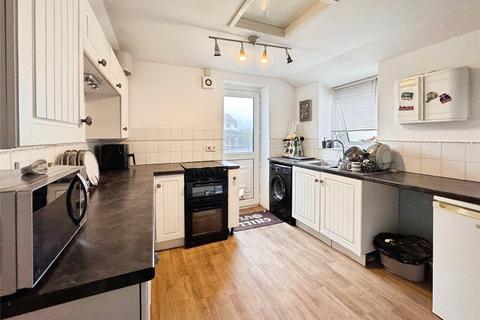 2 bedroom flat to rent, St. Marychurch Road, Devon TQ1