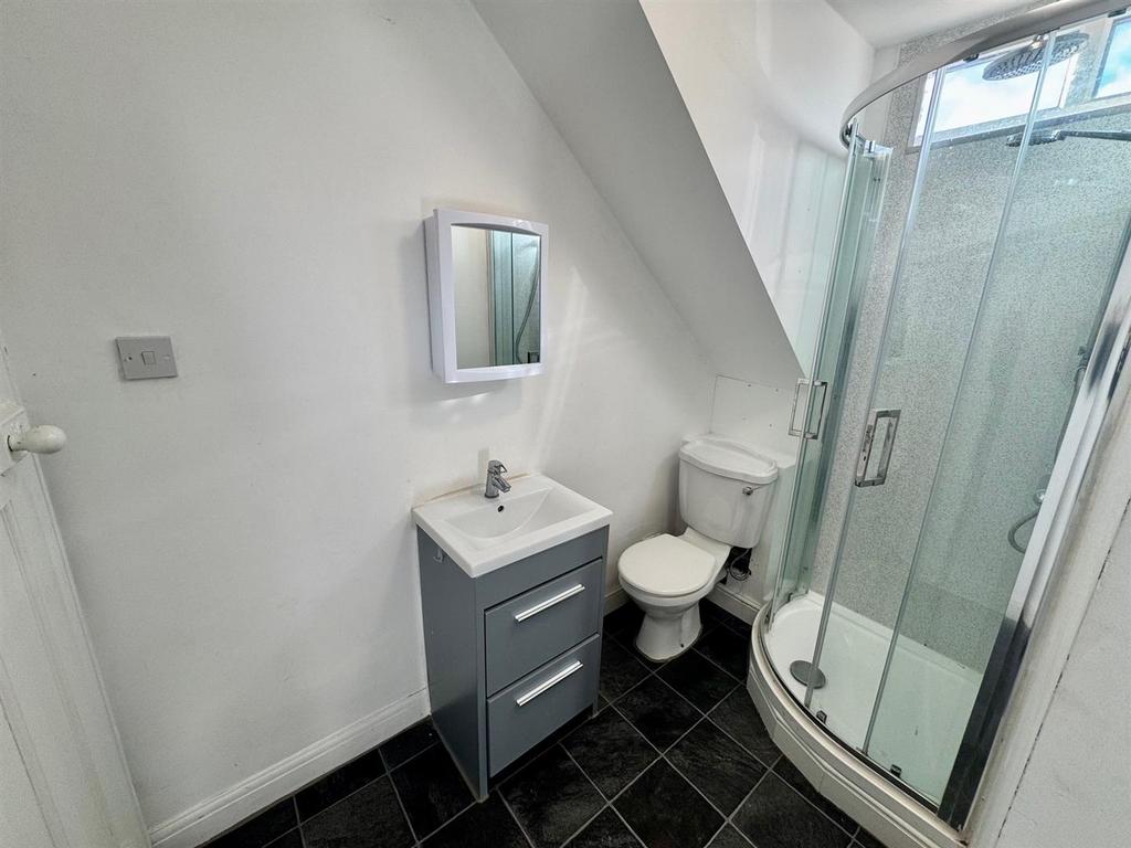 Shower room.jpg