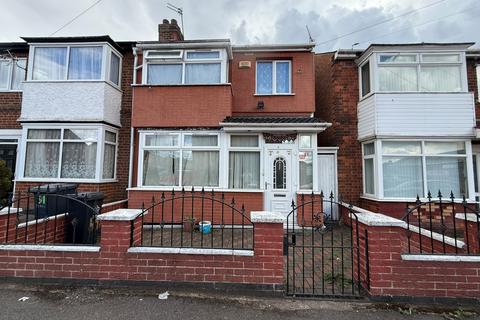 St. Ives Road