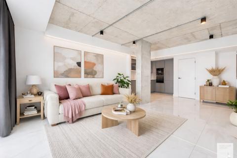 1 bedroom apartment to rent, Apt 8.05 :: One Silk Street