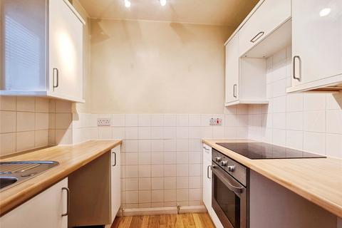 undefined, Camden Place, Reading RG31