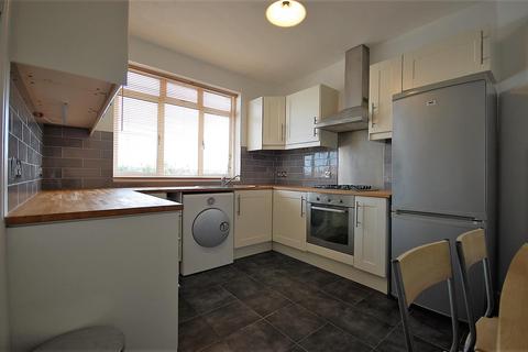 2 bedroom flat to rent, Ruislip Court, Ruislip HA4