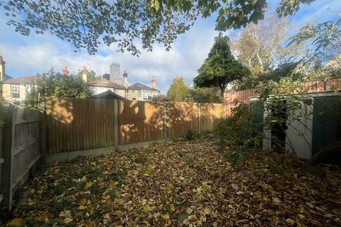 1 bedroom flat to rent, Woodstock Road, Croydon, CR0