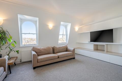 2 bedroom flat for sale, Hornton Street, London, W8