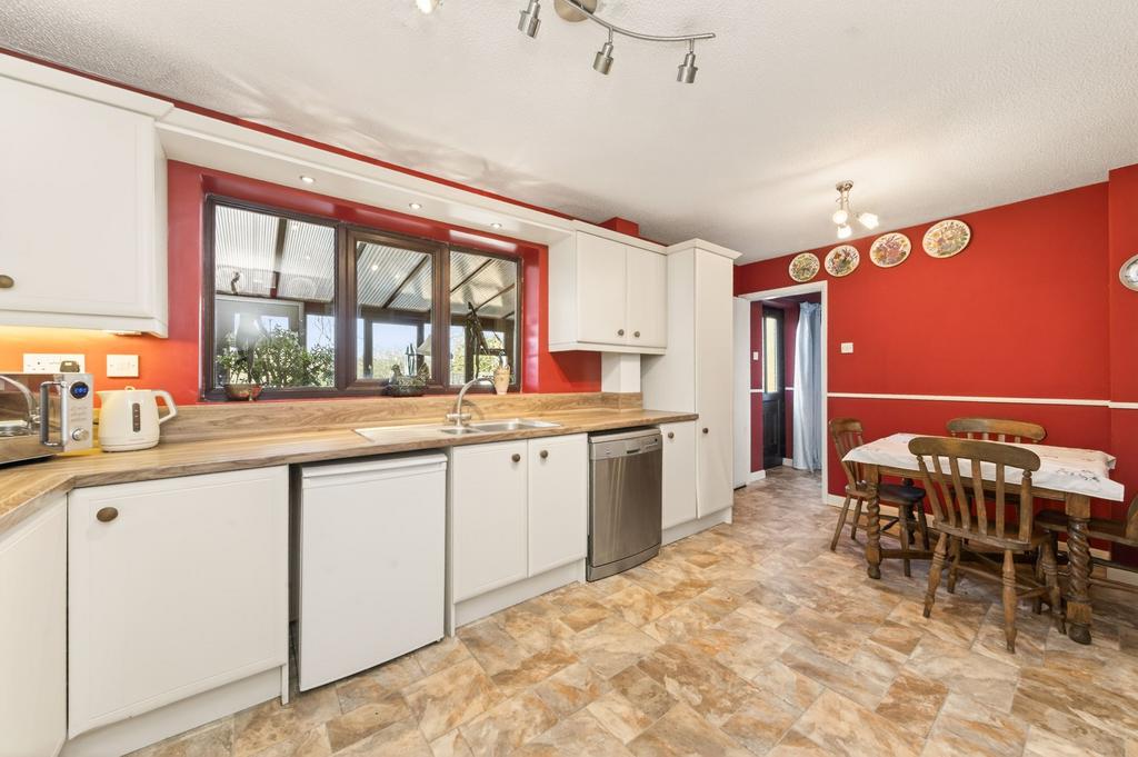 Dining kitchen