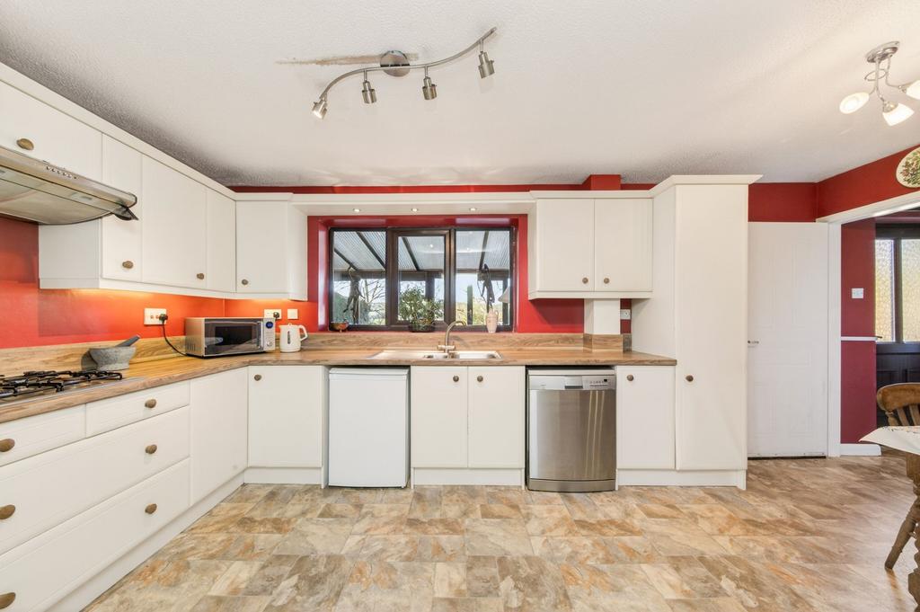 Dining kitchen