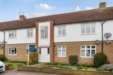 Dallington Close, Hersham, Surrey, KT12