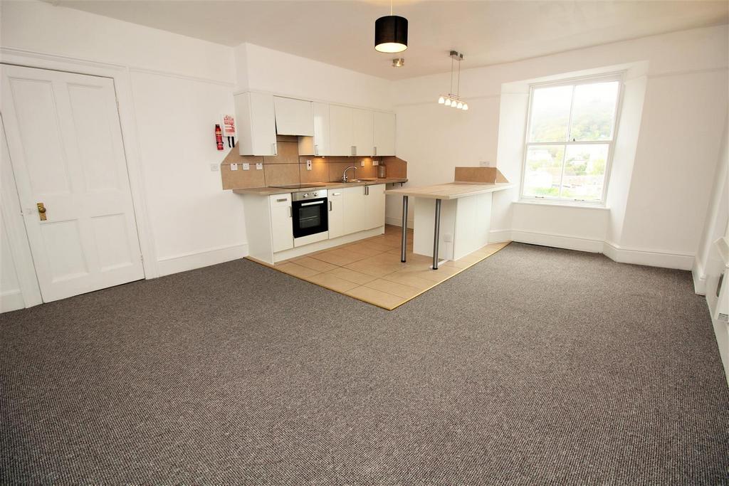 Kitchen/Lounge