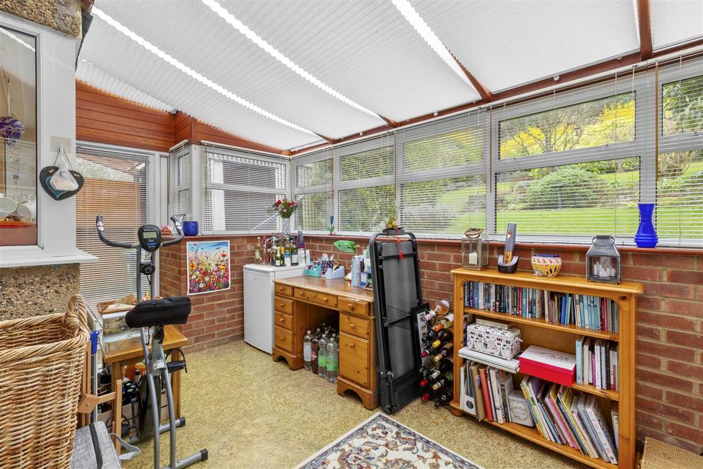 68 Keep Hill Drive, HP11 1 DT-9.jpg