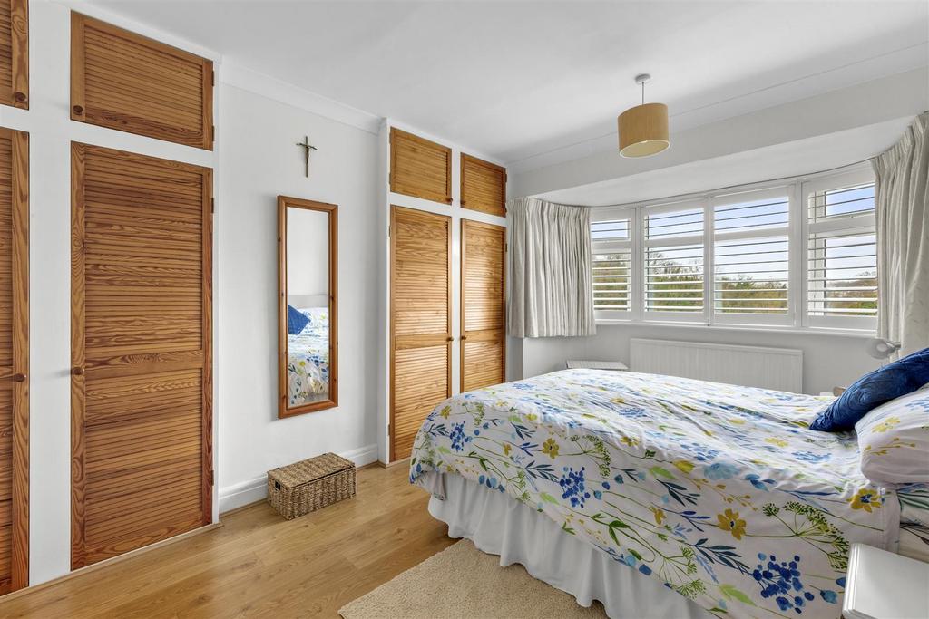 68 Keep Hill Drive, HP11 1 DT-2.jpg