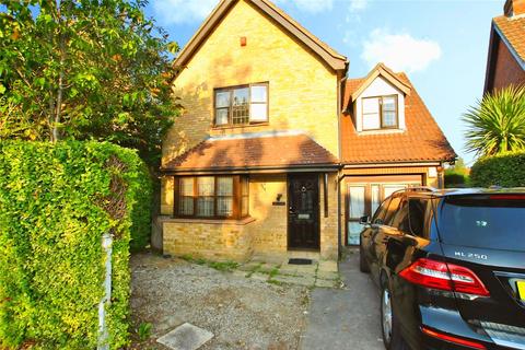 undefined, Redwood Drive,, Laindon,, Basildon,, SS15