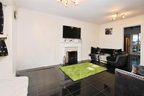 undefined, Redwood Drive,, Laindon,, Basildon,, SS15