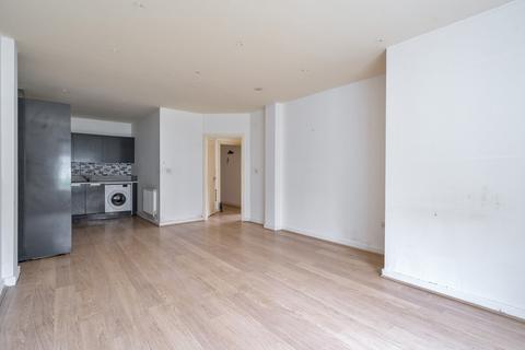 undefined, London Road, Mitcham