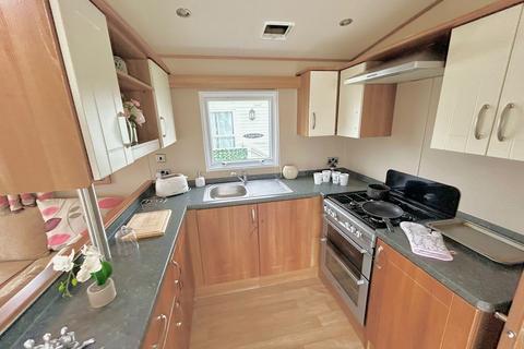 3 bedroom static caravan for sale, Beach Road, St. Osyth CO16