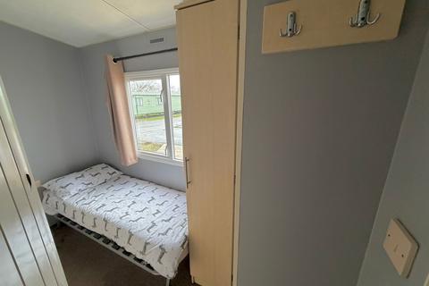 3 bedroom static caravan for sale, Beach Road, St. Osyth CO16
