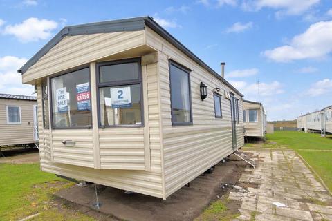 1 bedroom static caravan for sale, Beach Road, St. Osyth CO16