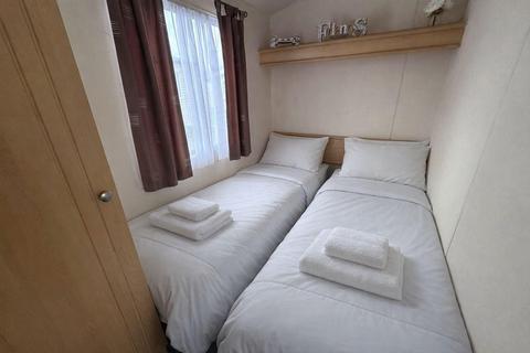 1 bedroom static caravan for sale, Beach Road, St. Osyth CO16