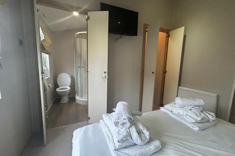 3 bedroom holiday lodge for sale, Dymchurch Road, New Romney TN28