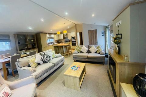 undefined, Carlton IP17