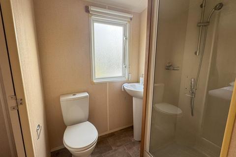 undefined, Carlton IP17