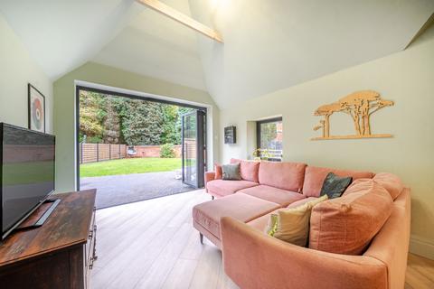 3 bedroom house for sale, Hawley Place Gardens, Blackwater, GU17