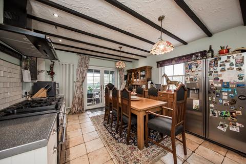 4 bedroom detached house for sale, Mark Cross, Crowborough, TN6 3NP