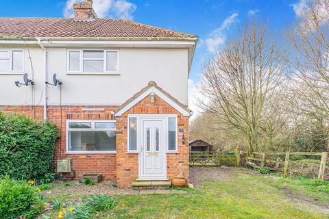 3 bedroom end of terrace house for sale, Crab Tree Lane, Hull, HU11