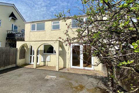 2 bedroom semi-detached house for sale, Lower Howsell Road, Malvern
