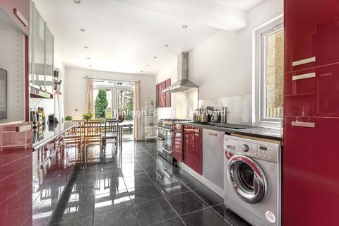 undefined, Gassiot Road, Tooting, London, SW17