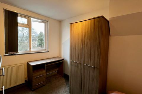 1 bedroom in a house share to rent, Tiverton Road, Birmingham B29