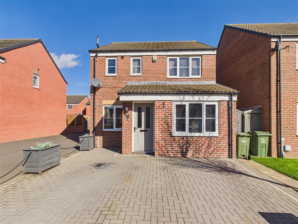 CAM04090 G0-PR0167-STILL017.jpg