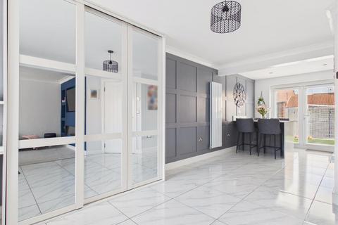 3 bedroom detached house for sale, Glevum Avenue, Ingleby Barwick