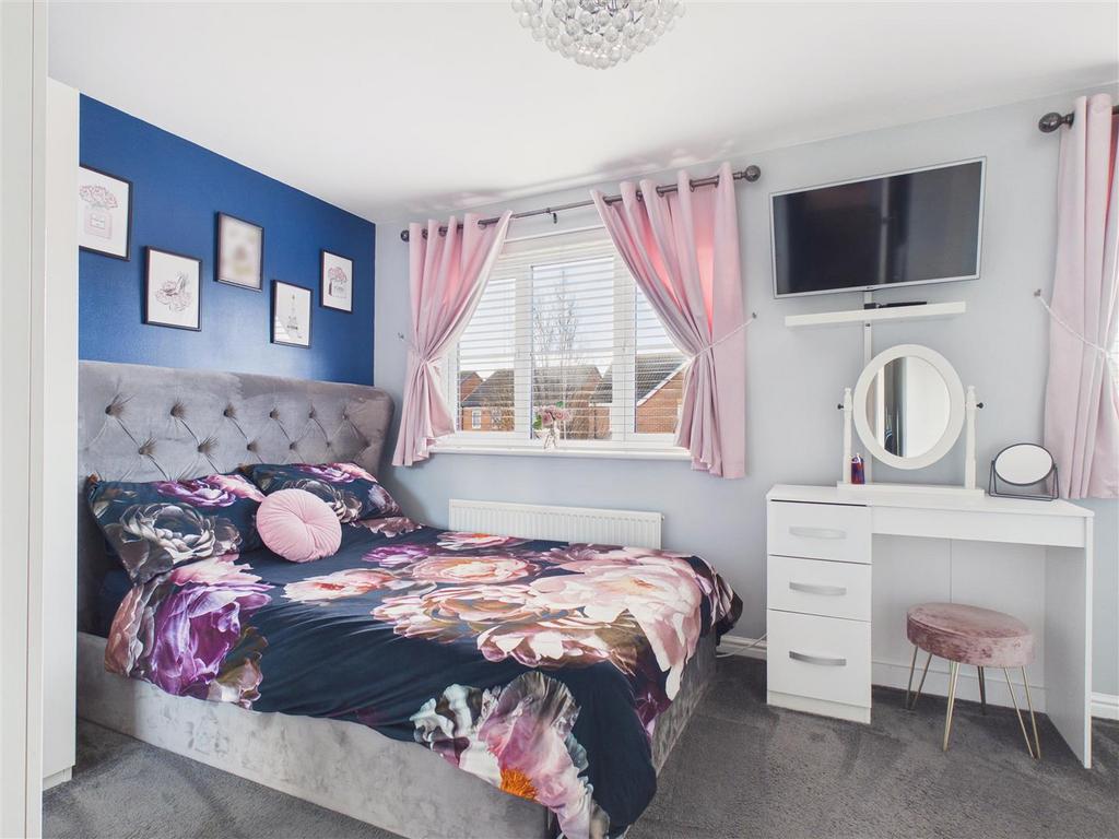 CAM04090 G0-PR0167-STILL006.jpg